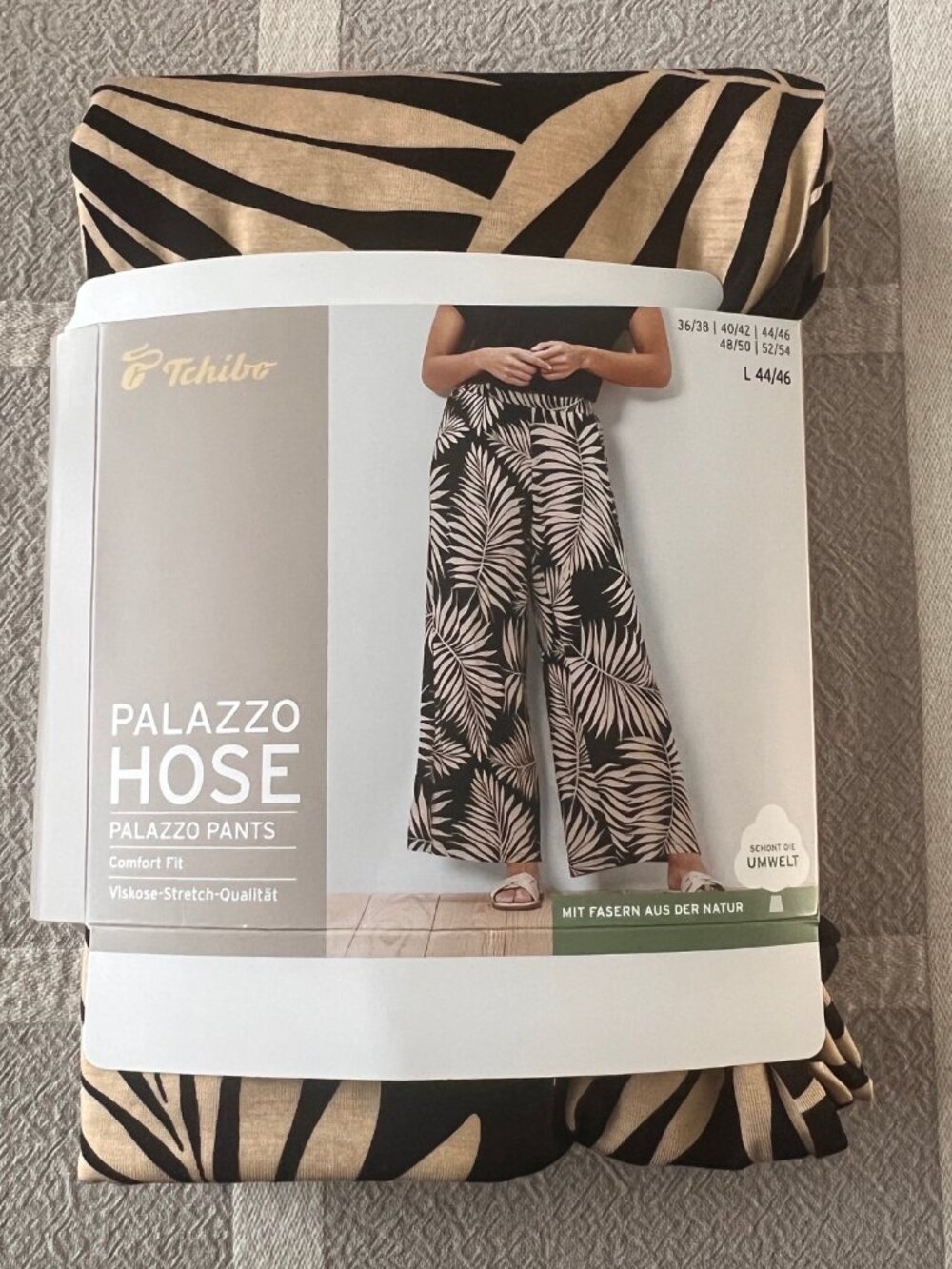 Tchibo Palazzo Pants, Palm Pattern, Size Large (44/46)
